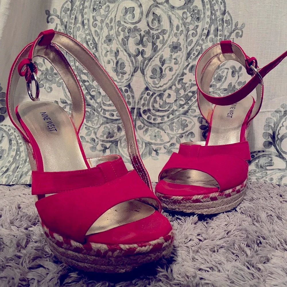 Red espadrilles Nine West Sz 9 - Picture 1 of 3